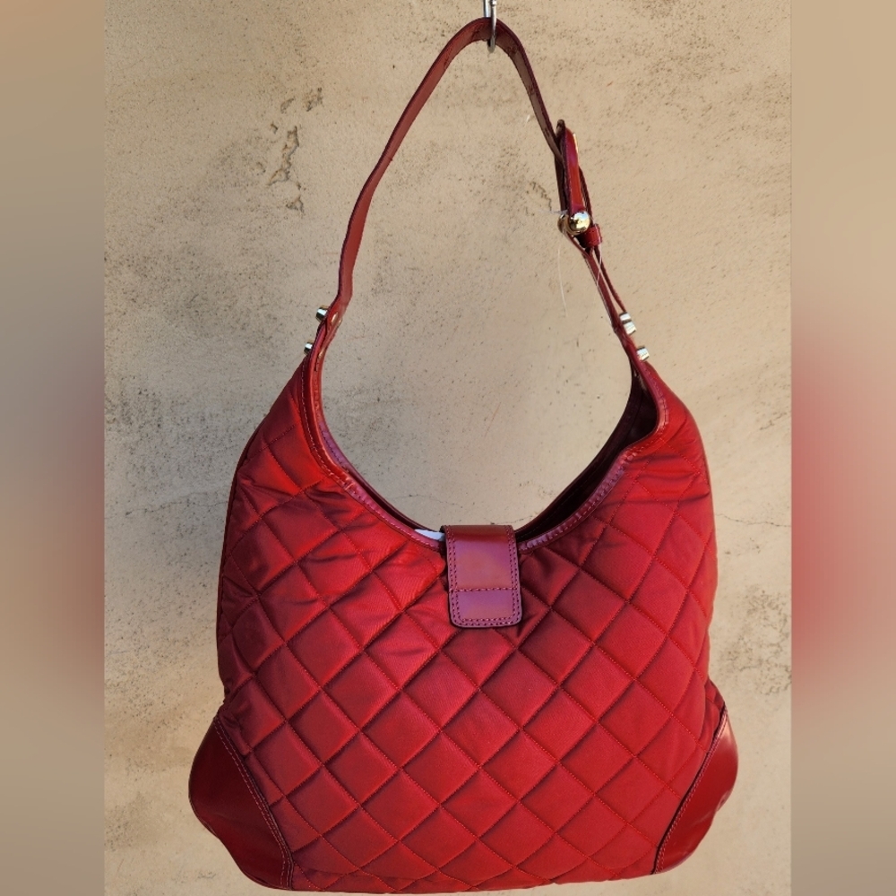 Like New Burberry Quilted Nylon & Patent Leather Hobo Bag w/ Gold Lock & COA - Picture 3 of 15